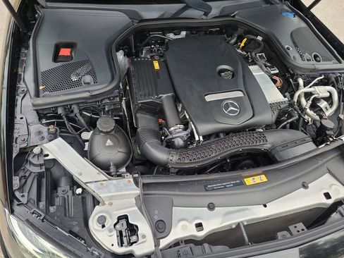 Used 2017 Mercedes-Benz E 300 image 9