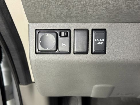 Used 2021 Nissan Frontier SV w/ Midnight Edition Floor Mats RWD image 16