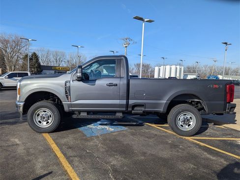 New 2026 Ford F350 XL w/ XL Chrome Package image 3