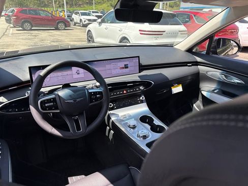 New 2026 Genesis GV70 2.5T Advanced AWD/4WD image 11