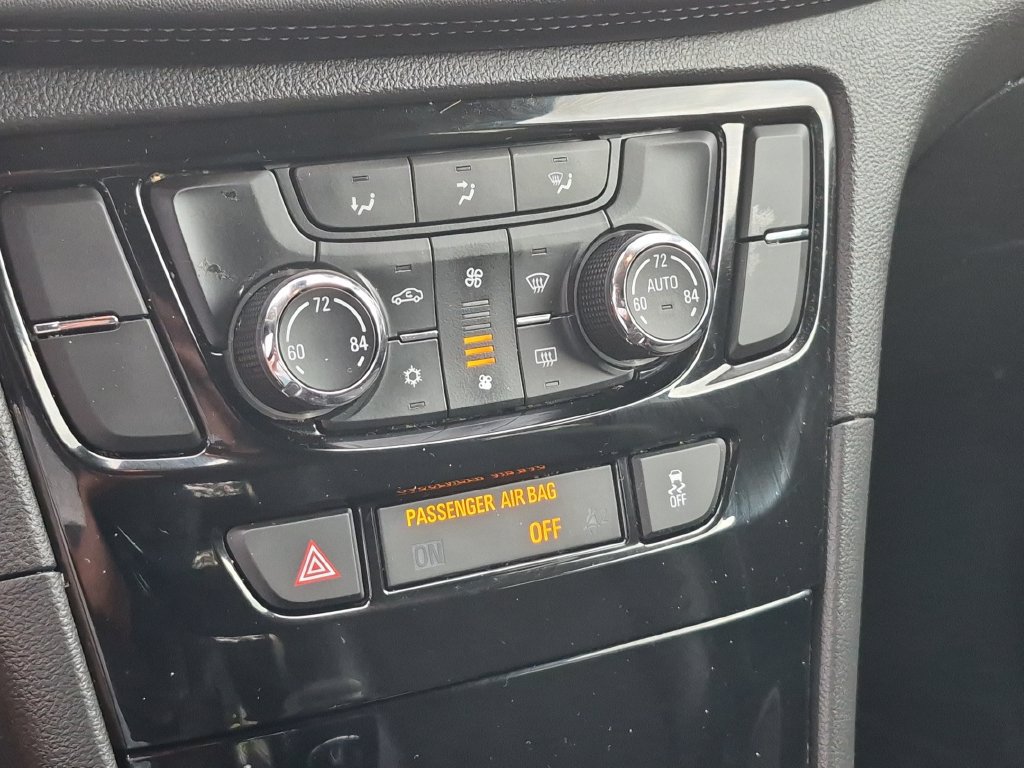 Used 2018 Buick Encore Preferred AWD/4WD image 22