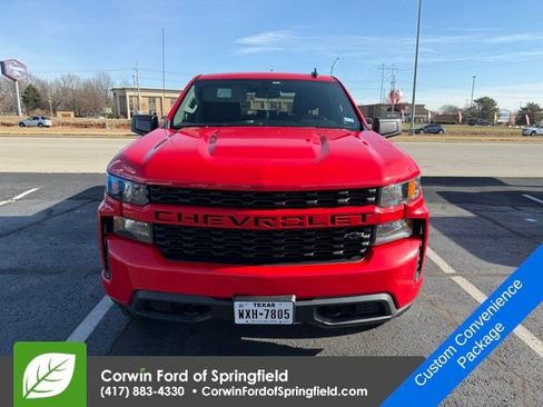 Used 2020 Chevrolet Silverado 1500 Custom w/ Custom Value Package image 2