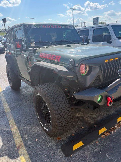 Used 2020 Jeep Wrangler Sport AWD/4WD image 2