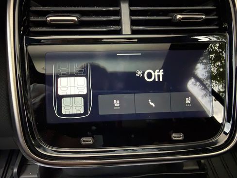 Used 2025 Rivian R1S Adventure AWD/4WD image 16
