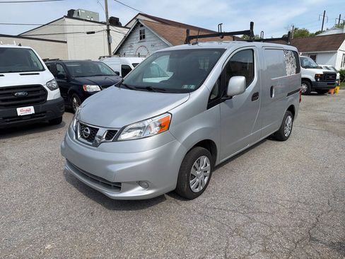 Used 2019 Nissan NV200 SV w/ Navigation Package FWD image 5