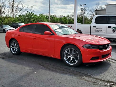 Used 2020 Dodge Charger SXT w/ Plus Group image 7