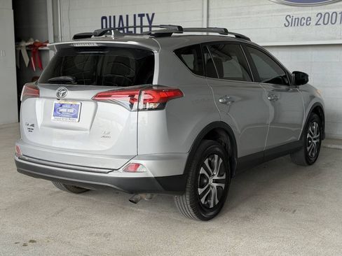 Used 2017 Toyota RAV4 LE w/ Carpet Mat Package AWD/4WD image 6