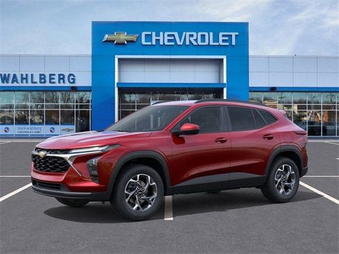New 2026 Chevrolet Trax LT w/ Driver Confidence Package image 2