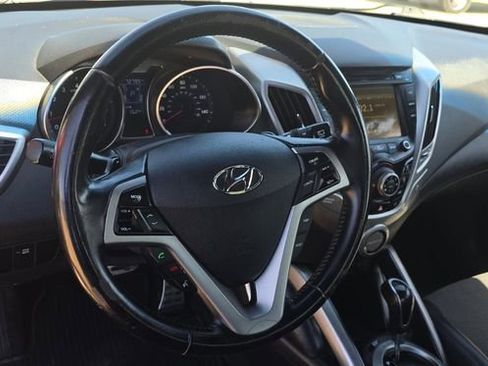 Used 2016 Hyundai Veloster w/ Option Group 02 image 8