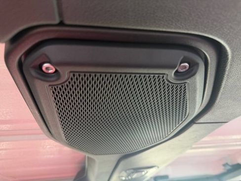 Used 2023 Jeep Wrangler Unlimited Rubicon 4xe AWD/4WD image 25