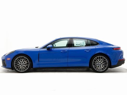 New 2025 Porsche Panamera 4 image 2