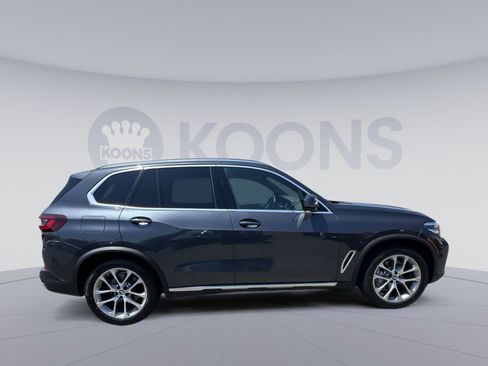 Used 2022 BMW X5 xDrive40i w/ Luxury Seating Package AWD/4WD image 17