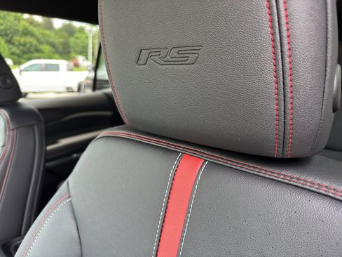 New 2025 Chevrolet Traverse RS image 26