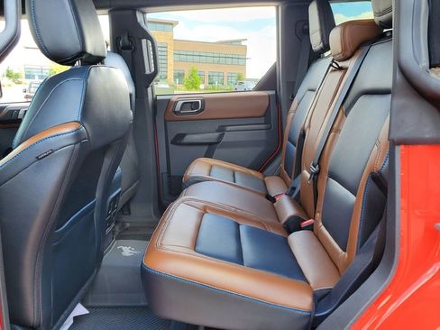 Used 2024 Ford Bronco Outer Banks AWD/4WD image 22