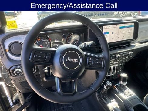 Used 2026 Jeep Wrangler Sport AWD/4WD image 24