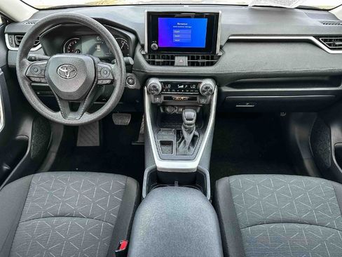 Used 2025 Toyota RAV4 XLE w/ Convenience Package FWD image 11