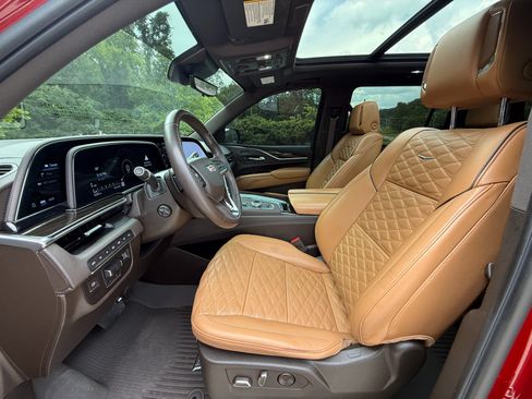 Used 2022 Cadillac Escalade ESV Sport w/ Touring Package AWD/4WD image 13