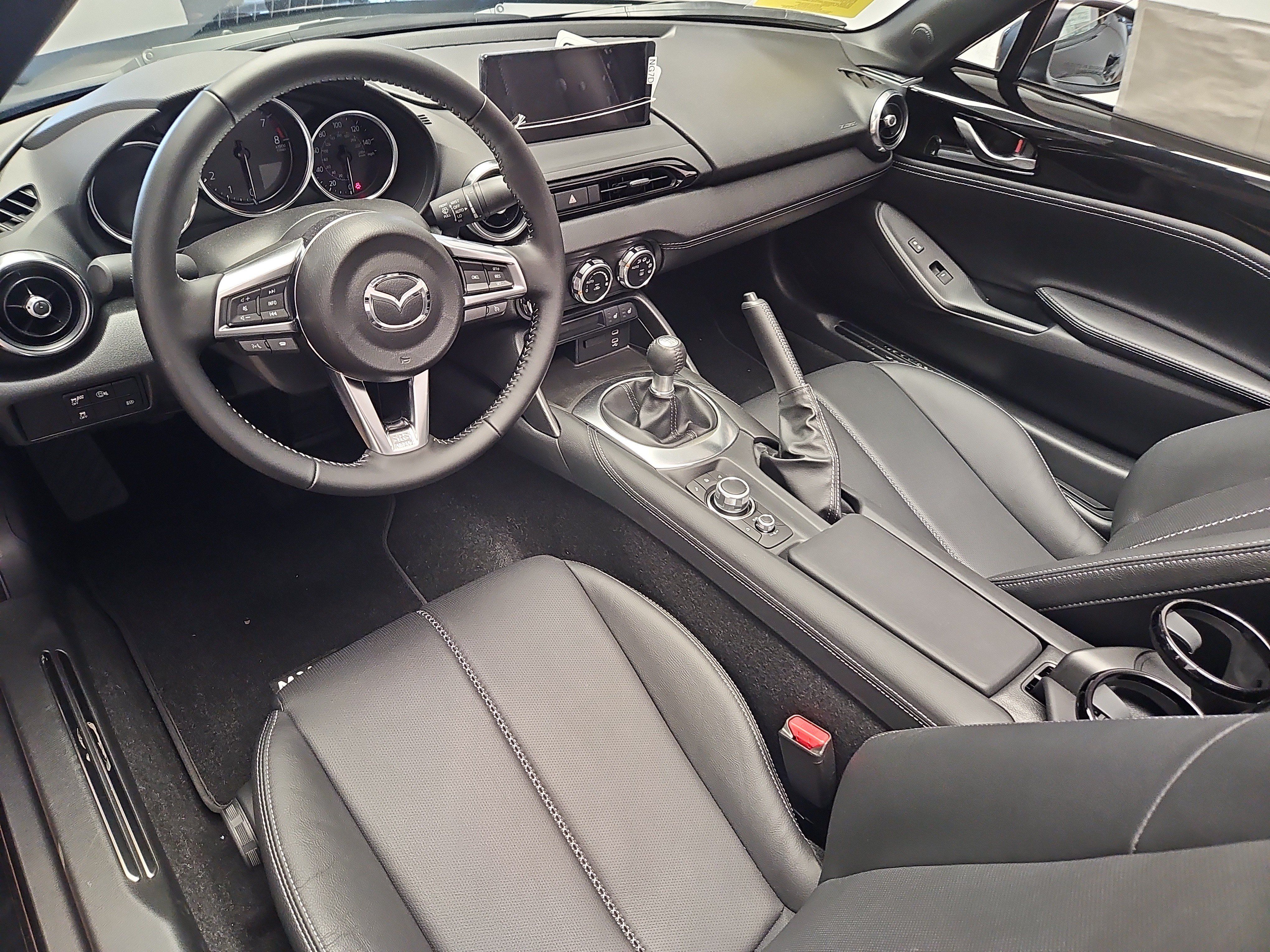 New 2026 MAZDA MX-5 Miata Grand Touring w/ Appearance Package RWD image 3