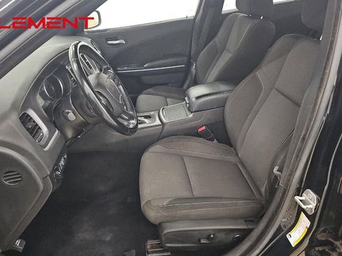 Used 2022 Dodge Charger SXT image 8