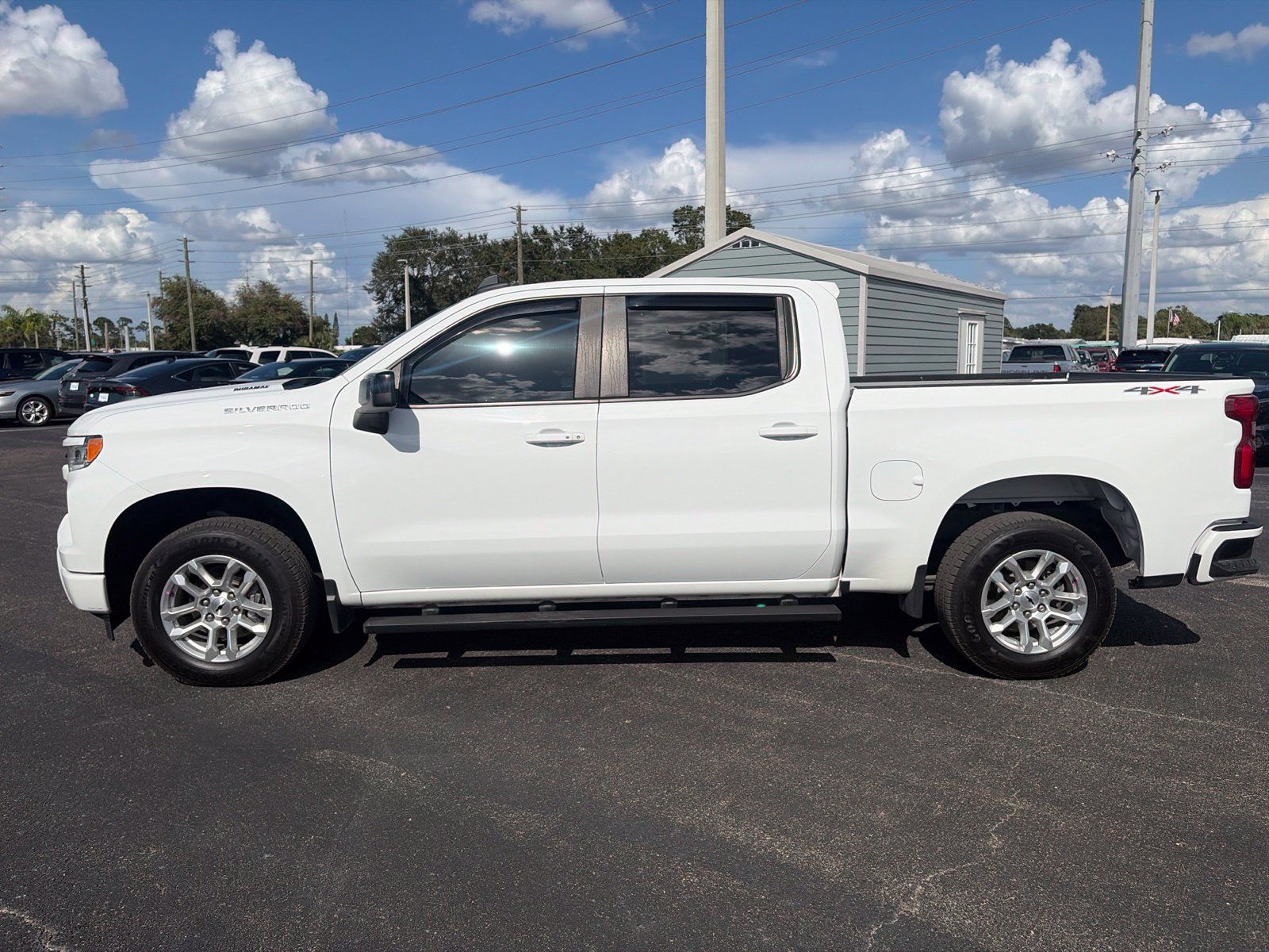 Used 2023 Chevrolet Silverado 1500 RST AWD/4WD image 4