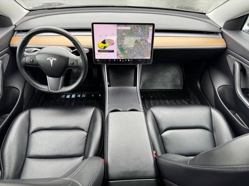 Used 2019 Tesla Model 3 Mid Range RWD image 28