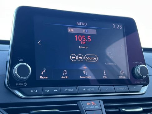 Used 2022 Nissan Altima 2.5 SV image 19