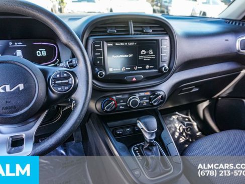 Used 2023 Kia Soul LX image 33