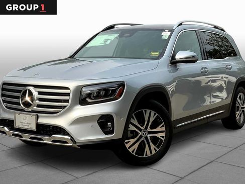 Certified 2026 Mercedes-Benz GLB 250 4MATIC image 1