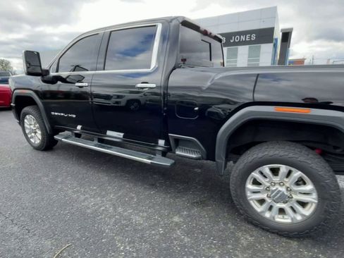 Used 2020 GMC Sierra 2500 Denali w/ Denali Ultimate Package image 3