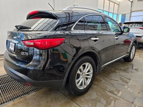 Used 2016 INFINITI QX70 AWD w/ Premium Package image 5