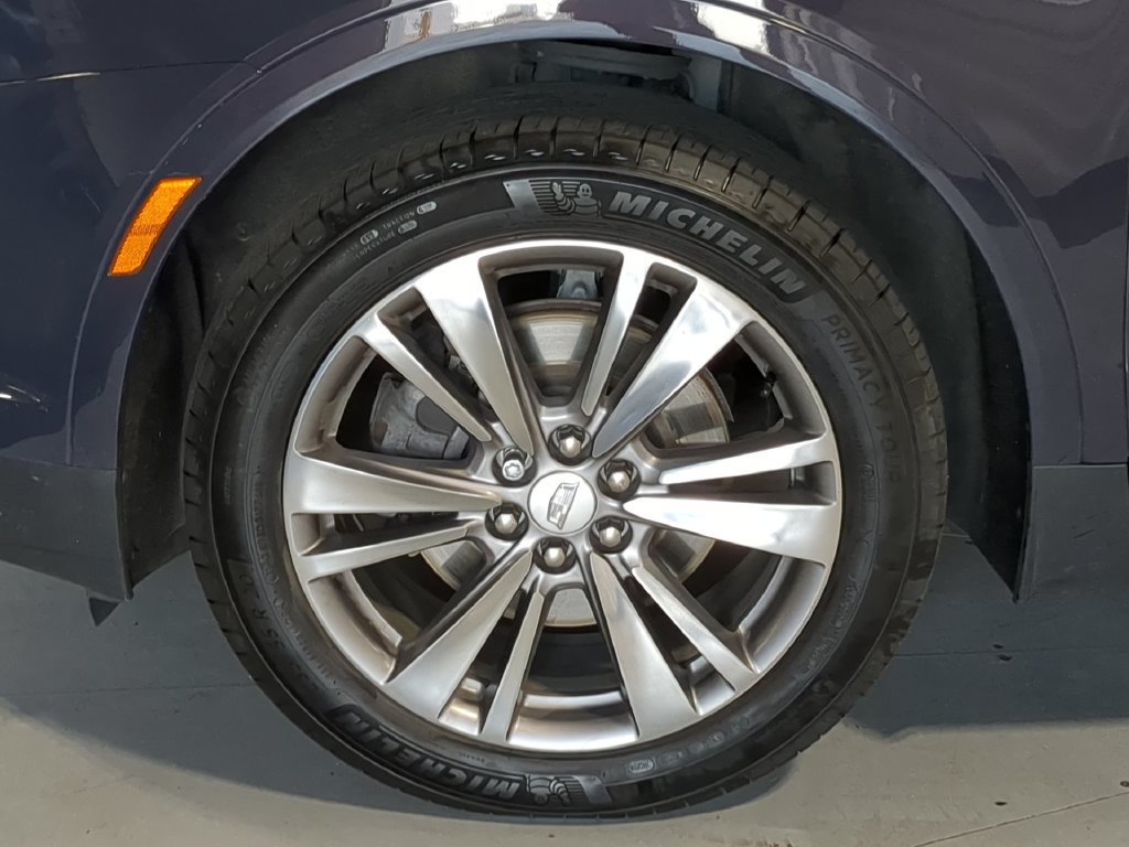 Used 2024 Cadillac XT5 Premium Luxury AWD/4WD image 17