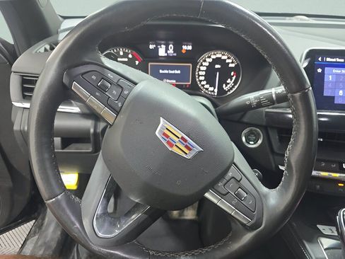 Used 2022 Cadillac CT4 Premium Luxury RWD image 10