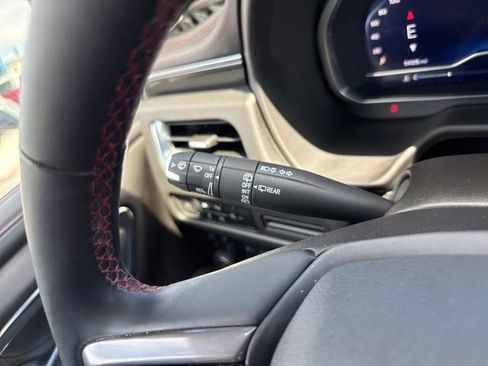 Used 2023 Chevrolet Suburban RST w/ Sport Performance Package image 32