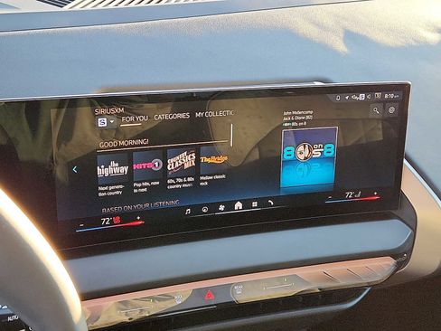 Used 2025 BMW X3 xDrive30i w/ Premium Package image 17