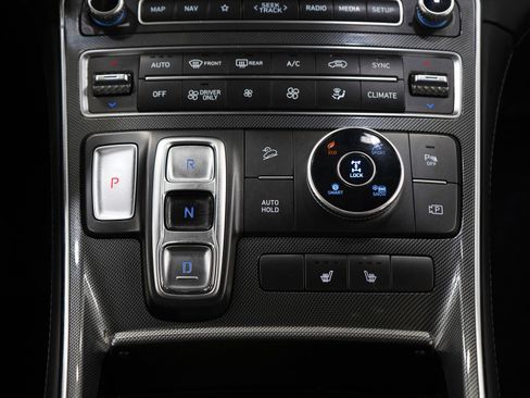 Used 2023 Hyundai Santa Fe SEL Premium w/ Cargo Package image 18