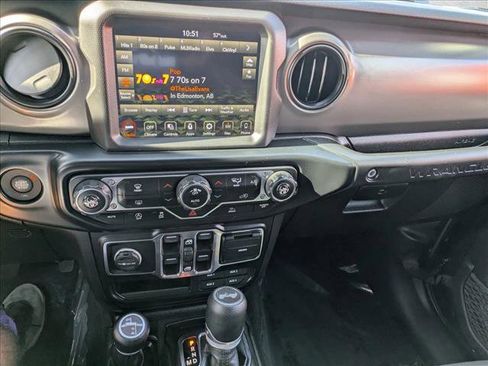 Used 2021 Jeep Wrangler Unlimited Willys image 23