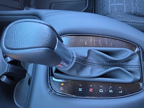 New 2026 Honda HR-V LX image 31