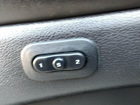 Used 2018 Jeep Grand Cherokee Limited image 33