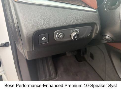 Used 2018 Buick Enclave Avenir w/ Avenir Technology Package AWD/4WD image 21