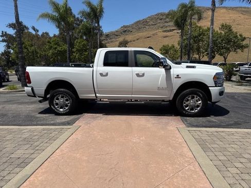 Used 2024 RAM 2500 Laramie AWD/4WD image 9
