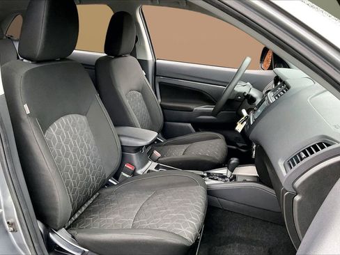 Used 2023 Mitsubishi Outlander Sport ES image 21