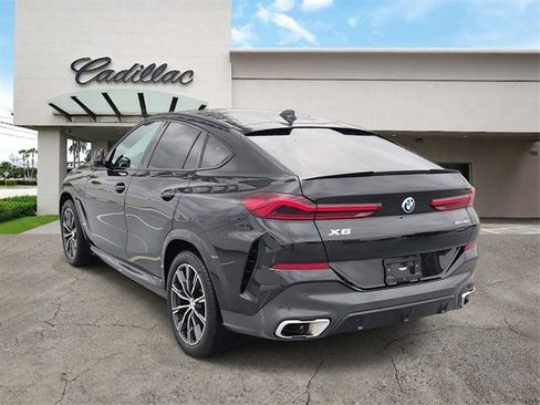 Used 2023 BMW X6 xDrive40i w/ M Sport Package image 3