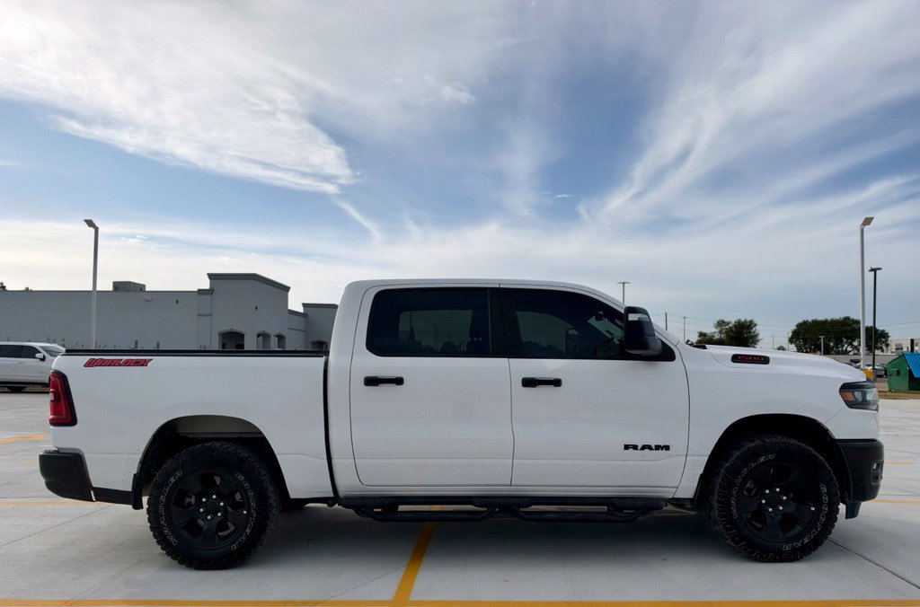 Used 2025 RAM 1500 Warlock AWD/4WD image 16