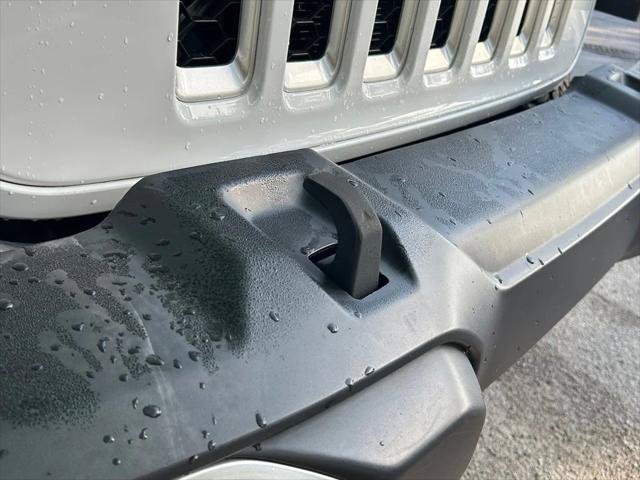 Certified 2023 Jeep Gladiator Overland AWD/4WD image 33