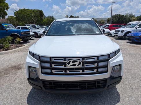 Used 2025 Hyundai Santa Cruz SE FWD image 10