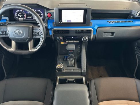 Certified 2025 Toyota Tacoma TRD Off-Road w/ TRD Off Road Upgrade Package image 13