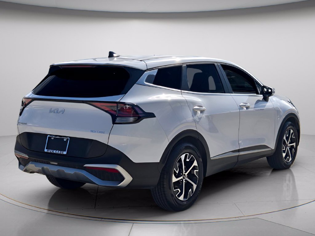 Used 2023 Kia Sportage EX FWD image 6