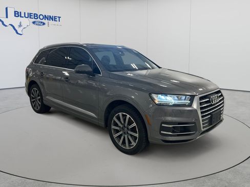 Used 2017 Audi Q7 3.0T Premium Plus w/ Premium Plus Package AWD/4WD image 3