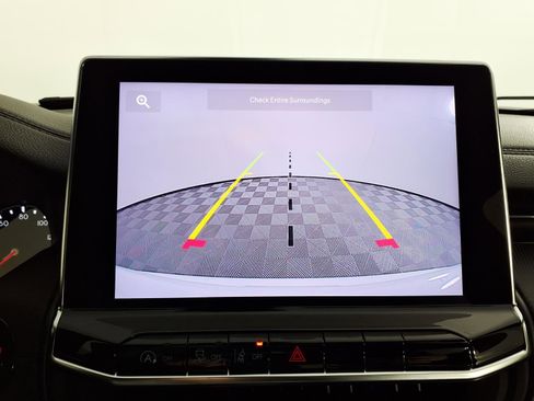 Used 2025 Jeep Compass Latitude w/ Altitude Special Edition image 19