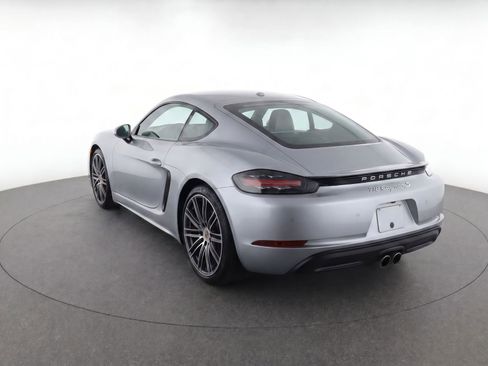 Certified 2025 Porsche 718 Cayman RWD image 4